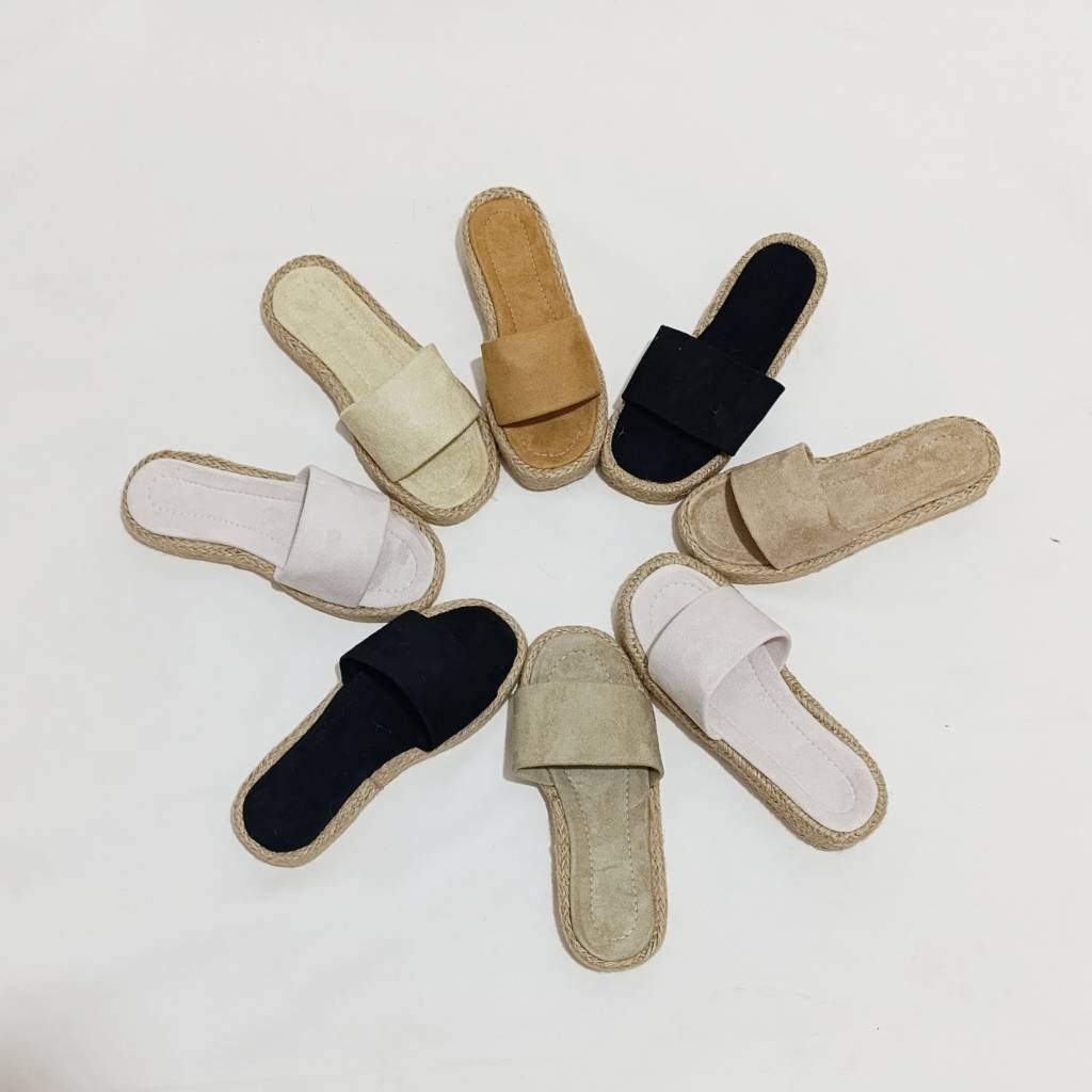 InShot_20251217_200954847 دمپایی کنفی سوییت مکرونه - تصویر 1